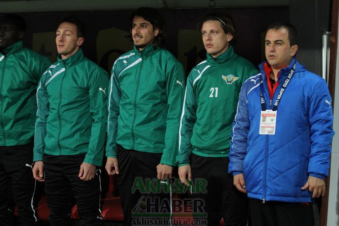 Akhisar Belediyespor;2 Çaykur Rizespor;3